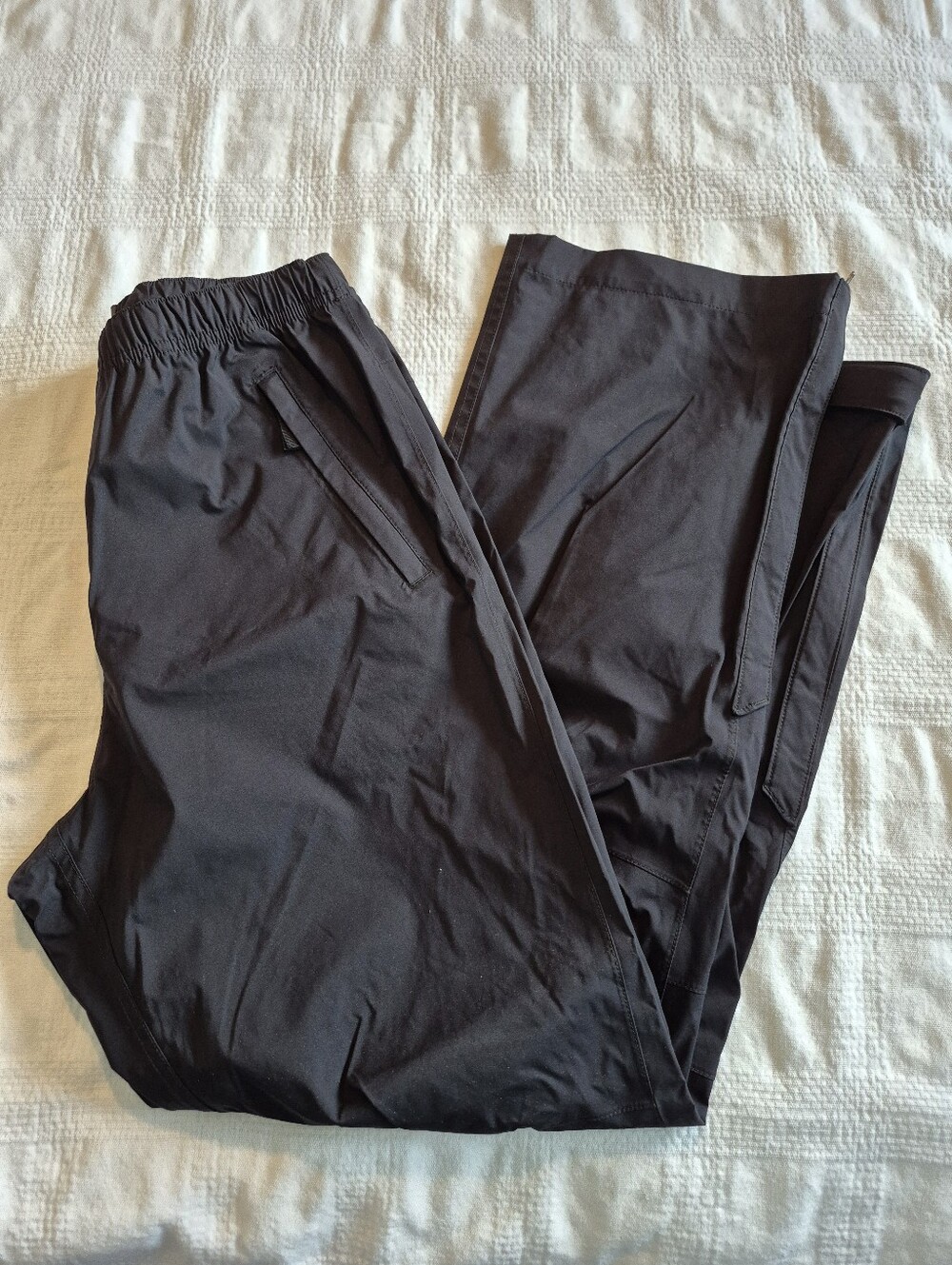 REI CO-OP Ranier Rain pants boys size Large 14-16 black EUC
